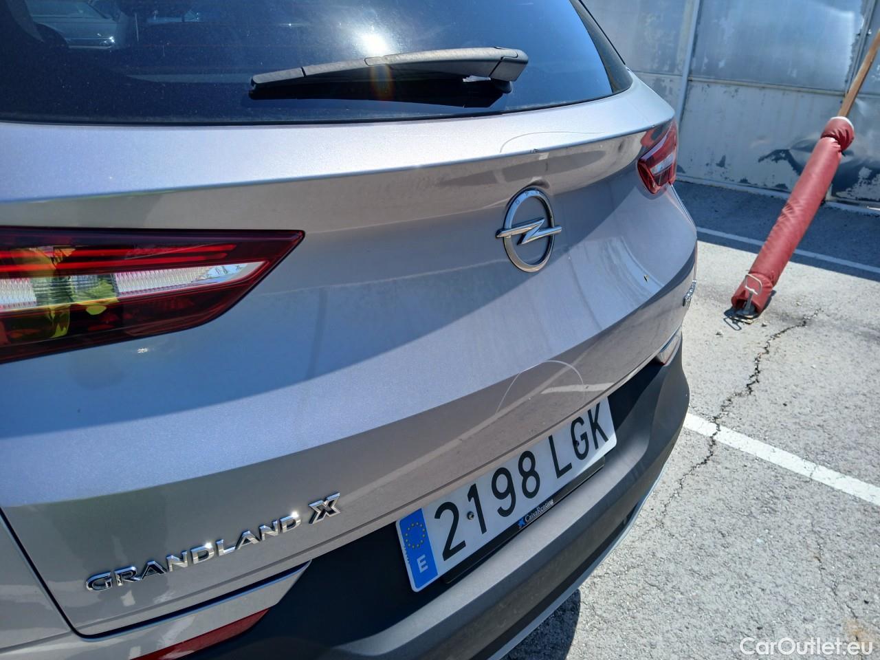  Opel   Grandland X Grandland X Opel 2020 1.2 Turbo 130CV MT6 E6d #17