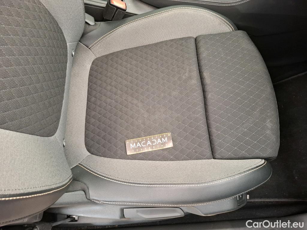  Opel   Grandland X Grandland X Business Edition 1.2 Turbo 130CV BVA8 E6d #49