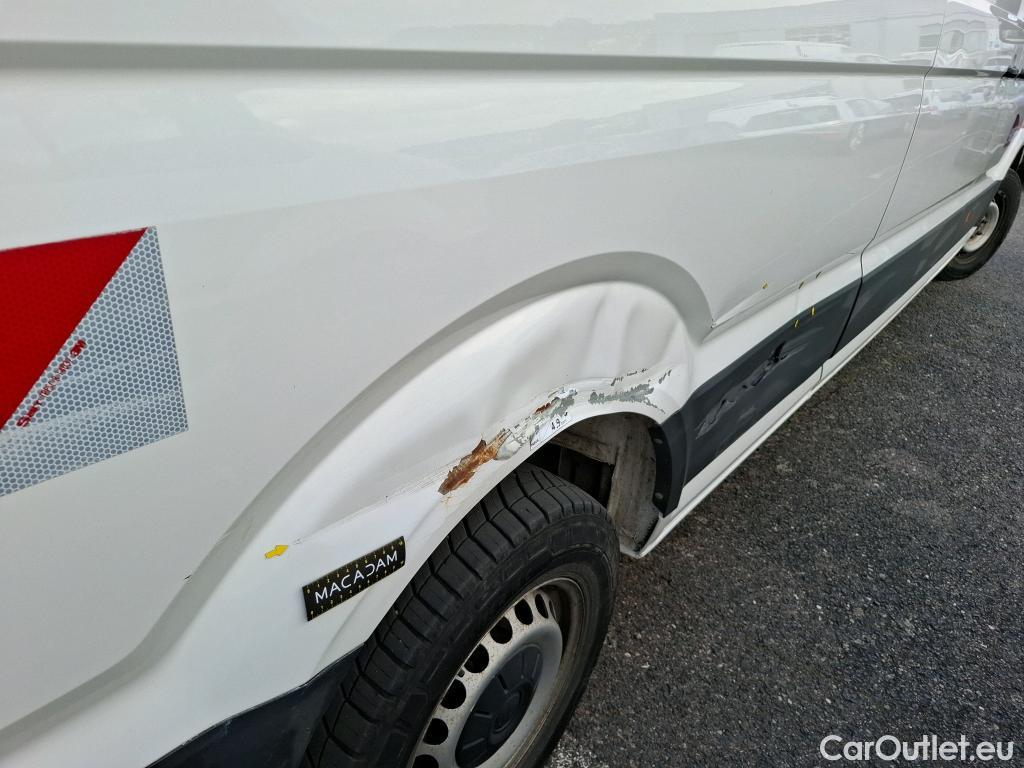  Volkswagen  Crafter  Fourgon Fourgon 35 lang mit Hochdach FWD 2.0 140CV BVM6 #2
