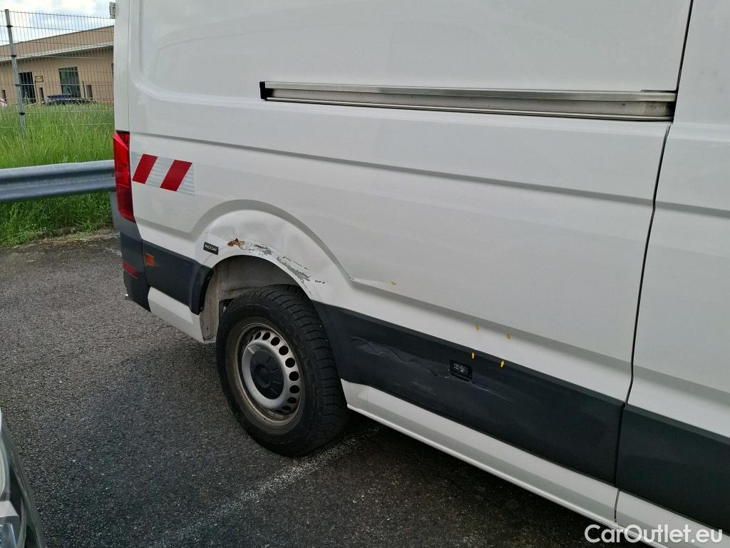  Volkswagen  Crafter  Fourgon Fourgon 35 lang mit Hochdach FWD 2.0 140CV BVM6 #1