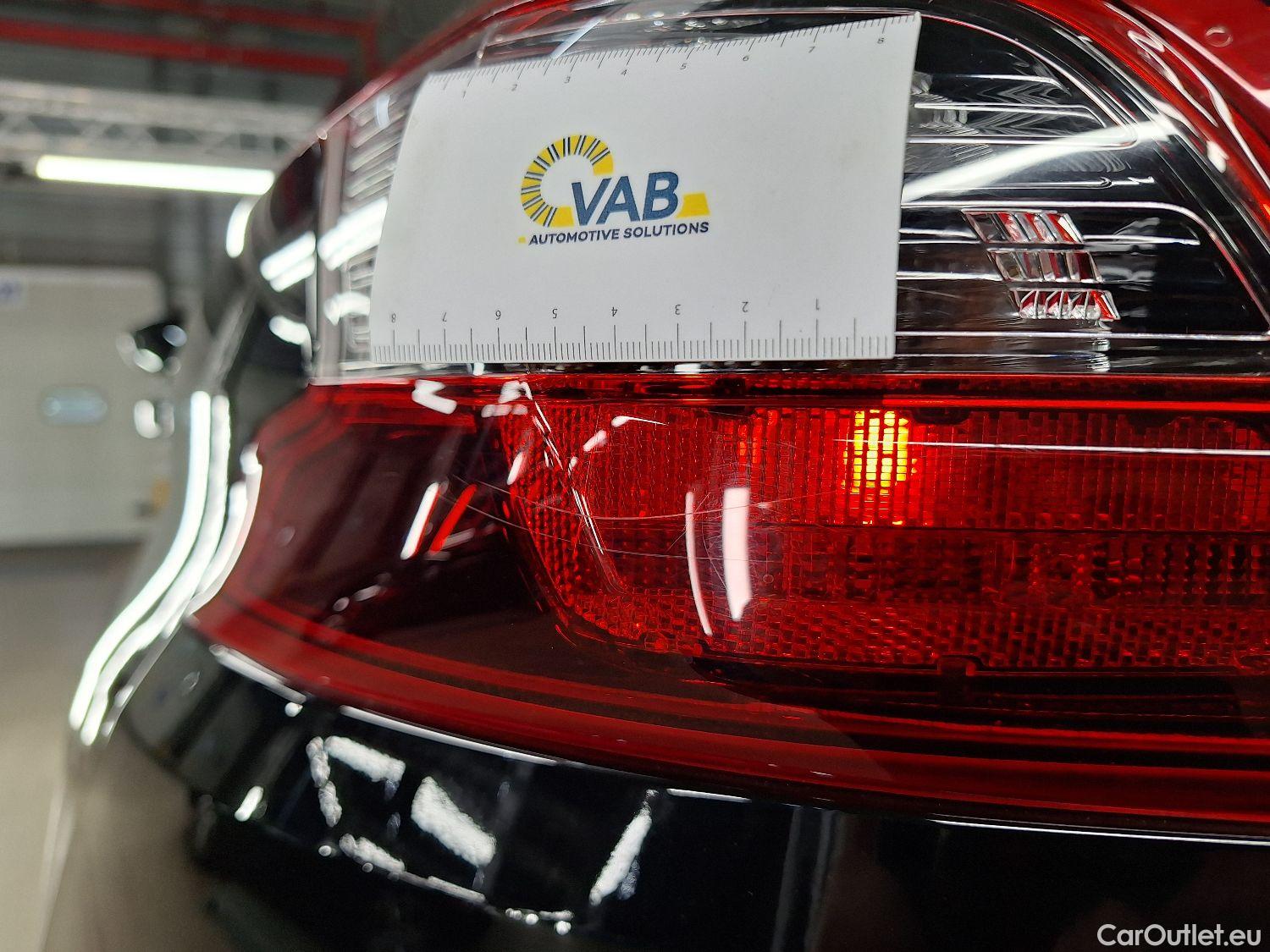  Peugeot  308 Peugeot,  FL'17, Peugeot  1.5 BlueHDi 130 DPF S&S EAT8 GT Line 5 #23
