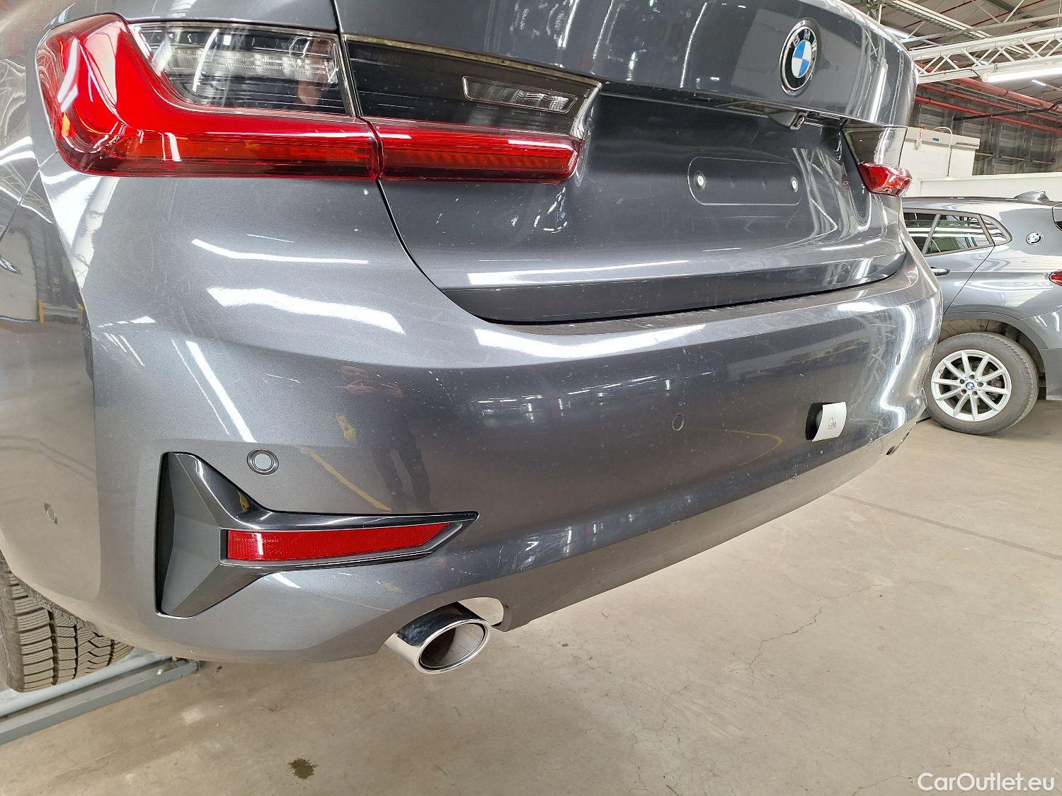  Bmw  Serie 3 BMW, 3-serie '18, BMW 3 Reeks Berline 318dA (110 kW) 4d #3