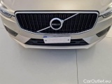  Volvo  XC60 VOLVO  / 2017 / 5P / SUV B4 D AUTOMATICO MOMENTUM PRO #24
