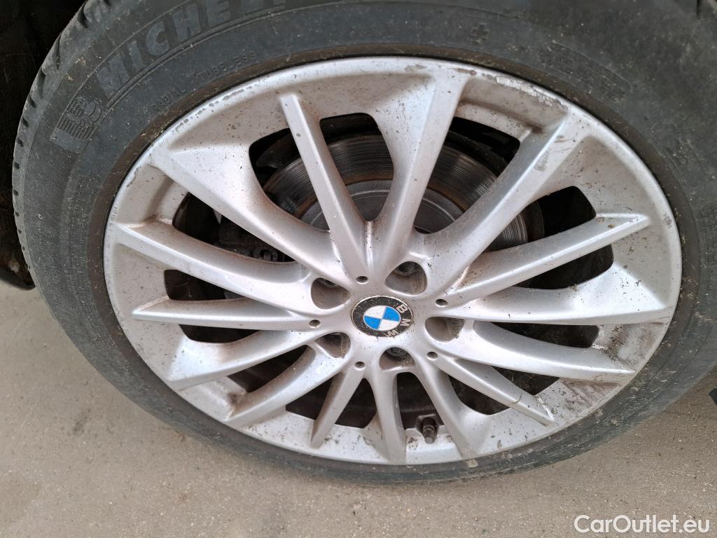  Bmw  Serie 1 BMW Série 1 / 2019 / 5P / Berline 1.5 116D DKG7 Business Design #14