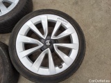  Tesla  Model 3 TESLA  Langstreckenbatt. Allradantrieb Dual Motor 4d 366kW #41