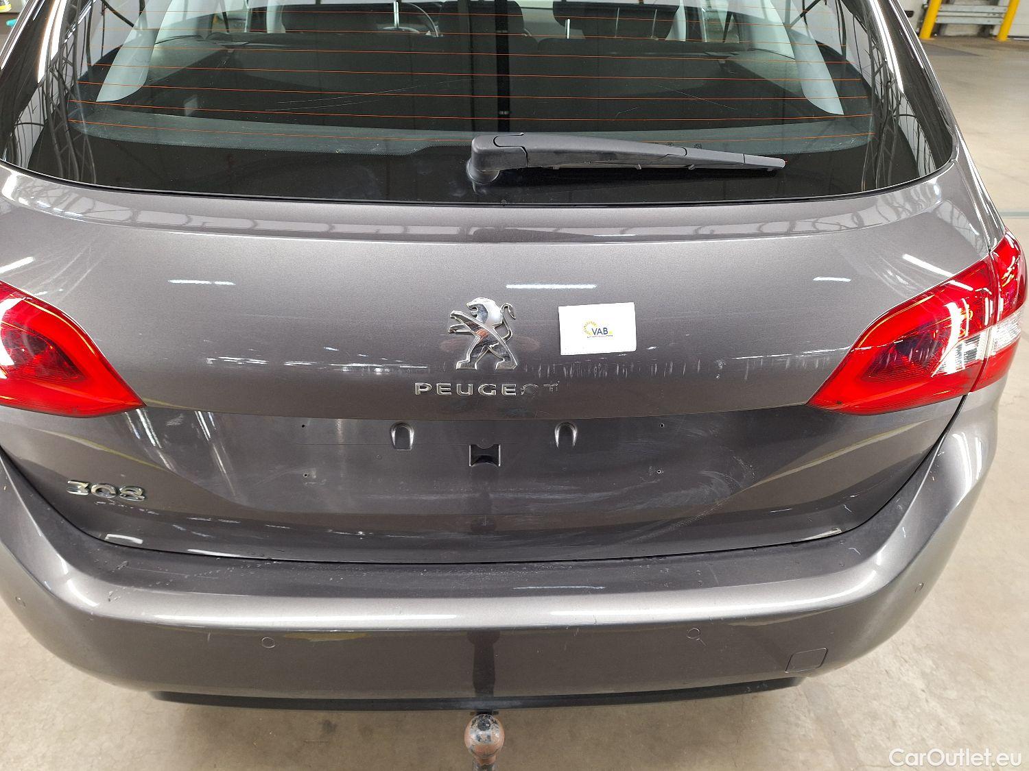  Peugeot  308 Peugeot,  SW FL'17, Peugeot  SW 1.2 PureTech 130 S&S Business 5d #28