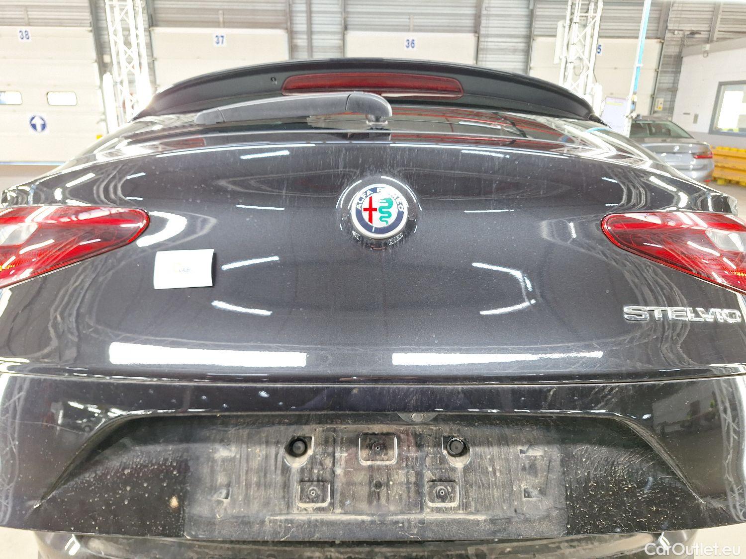  Alfa Romeo   STELVIO Alfa Romeo, '17, Alfa Romeo 2.2 D 190 Lusso 5d #15