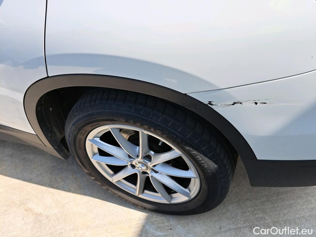  Bmw  X1 BMW  / 2015 / 5P / todoterreno sDrive18d #43