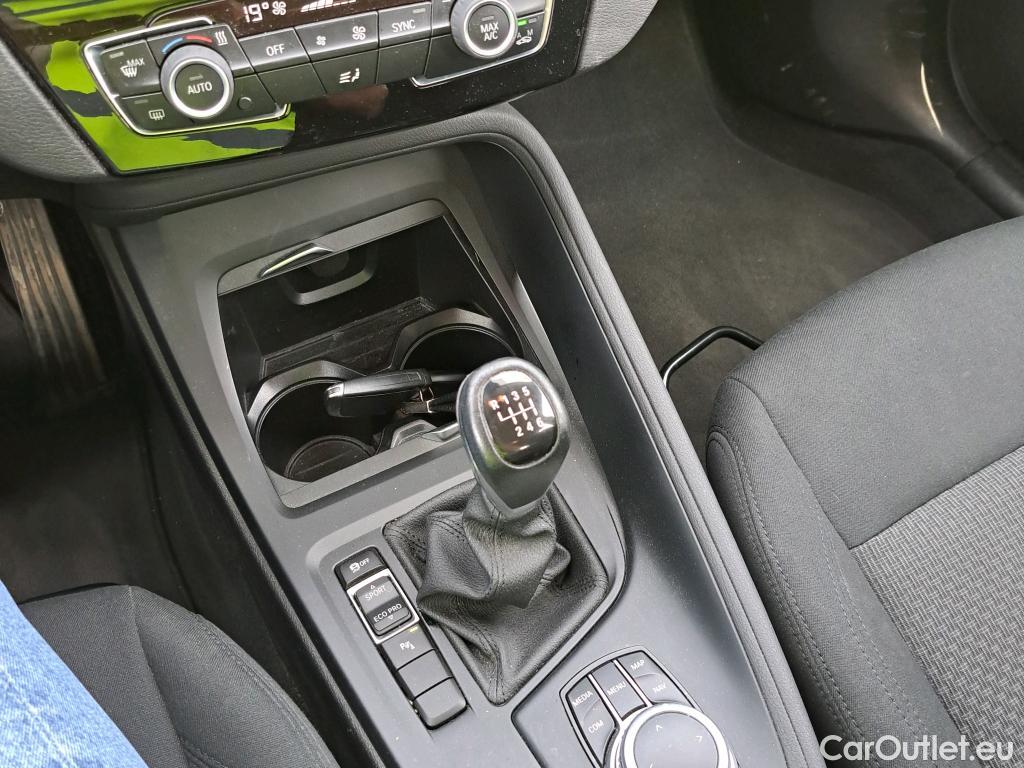  Bmw  X1 BMW  / 2015 / 5P / todoterreno sDrive18d #36