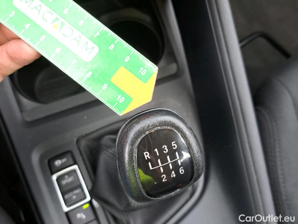  Bmw  X1 BMW  / 2015 / 5P / todoterreno sDrive18d #37