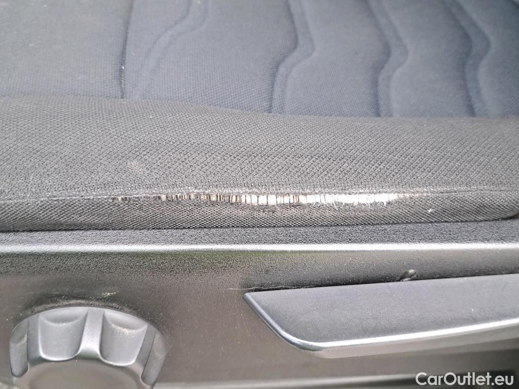  Land Rover  Discovery IVECO Daily / 2019 / 2P / chasis cabina 35C 18H A8 3750 #15