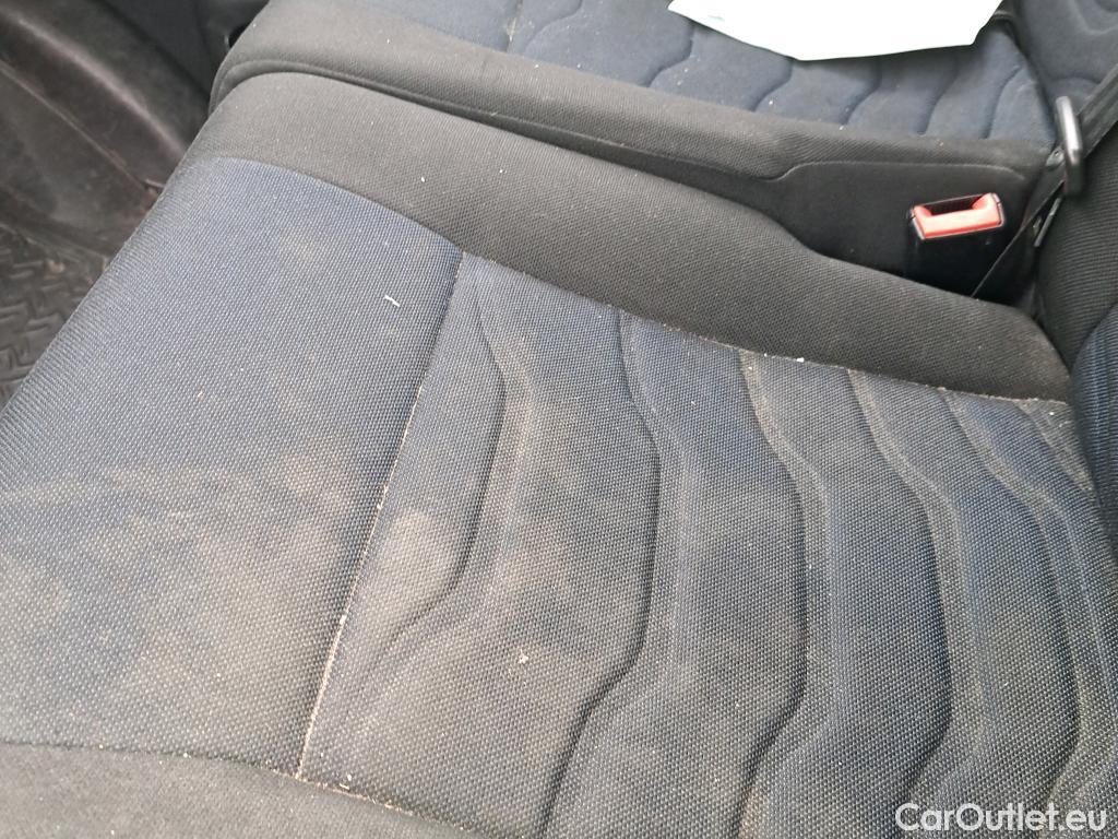  Land Rover  Discovery IVECO Daily / 2019 / 2P / chasis cabina 35C 18H A8 3750 #28