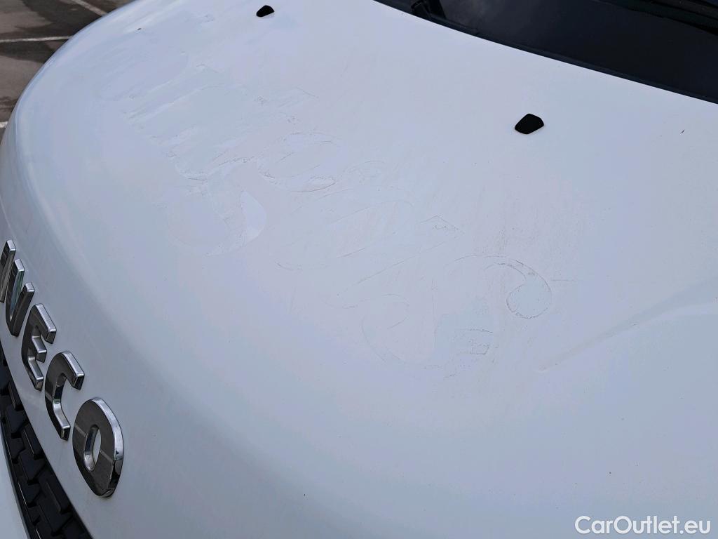  Land Rover  Discovery IVECO Daily / 2019 / 2P / chasis cabina 35C 18H A8 3750 #12