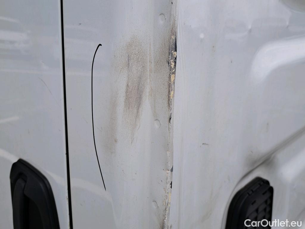  Land Rover  Discovery IVECO Daily / 2019 / 2P / chasis cabina 35C 18H A8 3750 #6
