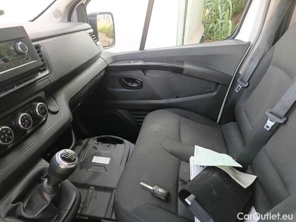  Land Rover  Discovery RENAULT Trafic / 2021 / 4P / furgón Furgón L1H1 Blue dCi 96 Kw (130 CV) #34