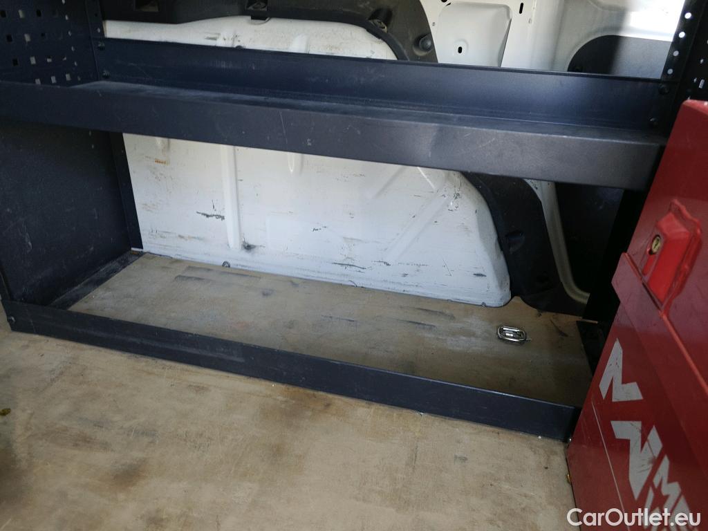  Land Rover  Discovery VOLKSWAGEN Caddy / 2020 / 4P / furgón derivado de turismo Cargo 2.0 TDI 55kW (75CV) #37
