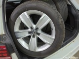  Volkswagen  Passat VARIANT 2.0 TDI SCR DSG  79 #16