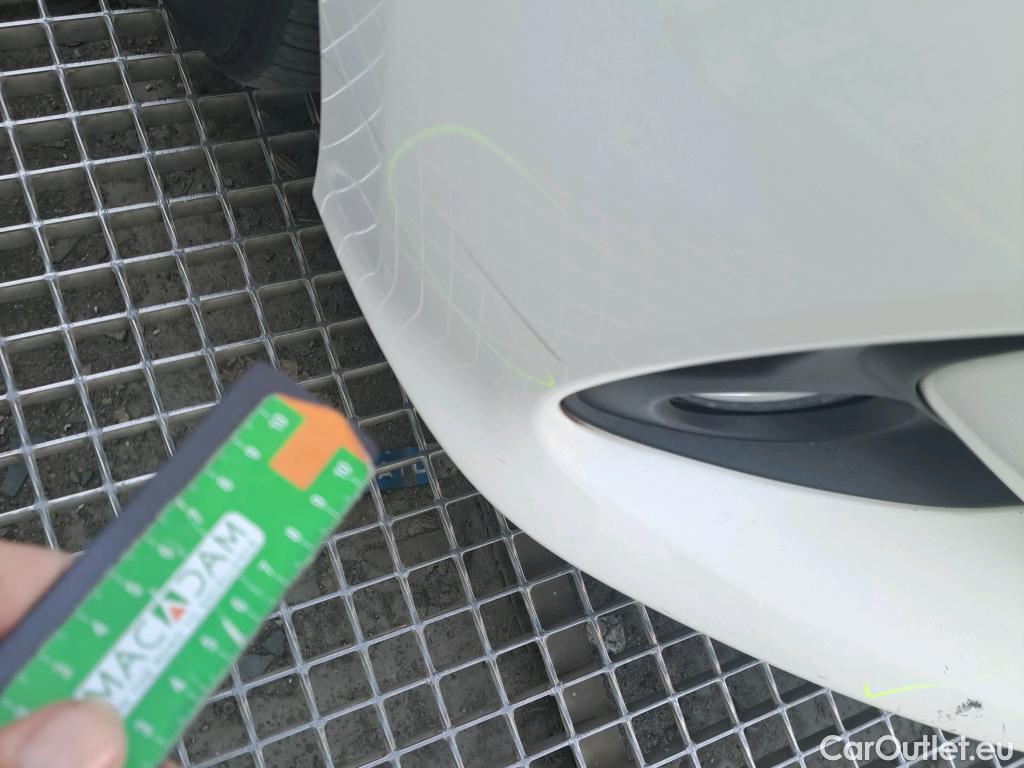  Toyota  Yaris TOYOTA  / 2020 / 5P / berlina con portón 1.5 120H Active Tech #14