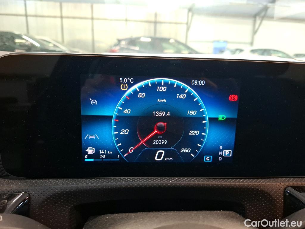  Mercedes  CLA-Klasse MERCEDES-BENZ CLA Coupe / 2019 / 4P / Coupé CLA 200 d Business Line BA8 #39