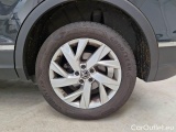  Volkswagen  Tiguan VOLKSWAGEN  / 2020 / 5P / SUV 2.0 TDI SCR 110KW LIFE DSG 4MOTION #19