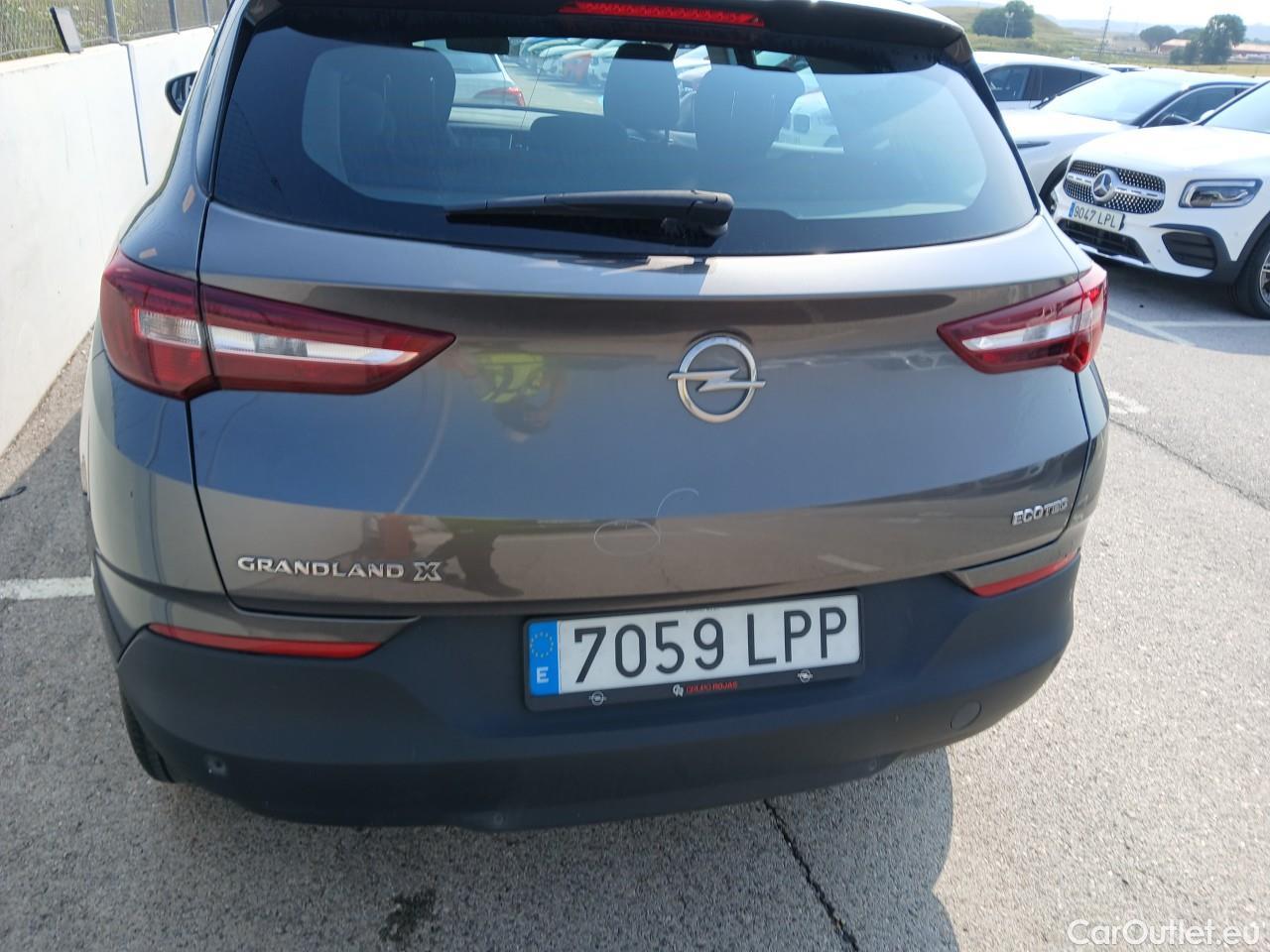  Opel   Grandland X OPEL / 2017 / 5P / todoterreno 1.2 Turbo Edition #12