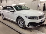  Volkswagen  Passat GTE Executive Cockpit Skinn/Alcantara Navi Värmare Drag 