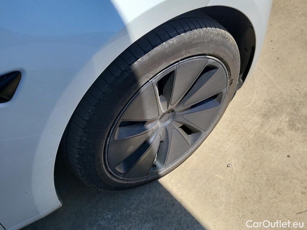  Tesla  Model 3 TESLA  / 2023 / 4P / sedán RWD (AC) #3