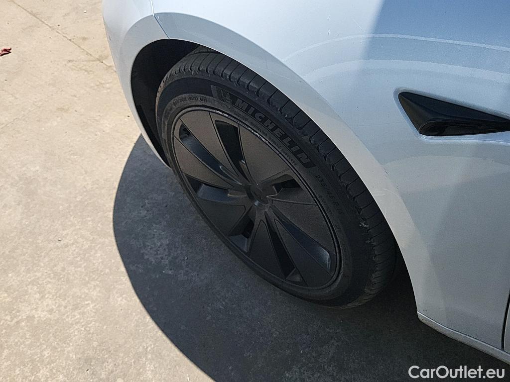  Tesla  Model 3 TESLA  / 2023 / 4P / sedán RWD (AC) #7