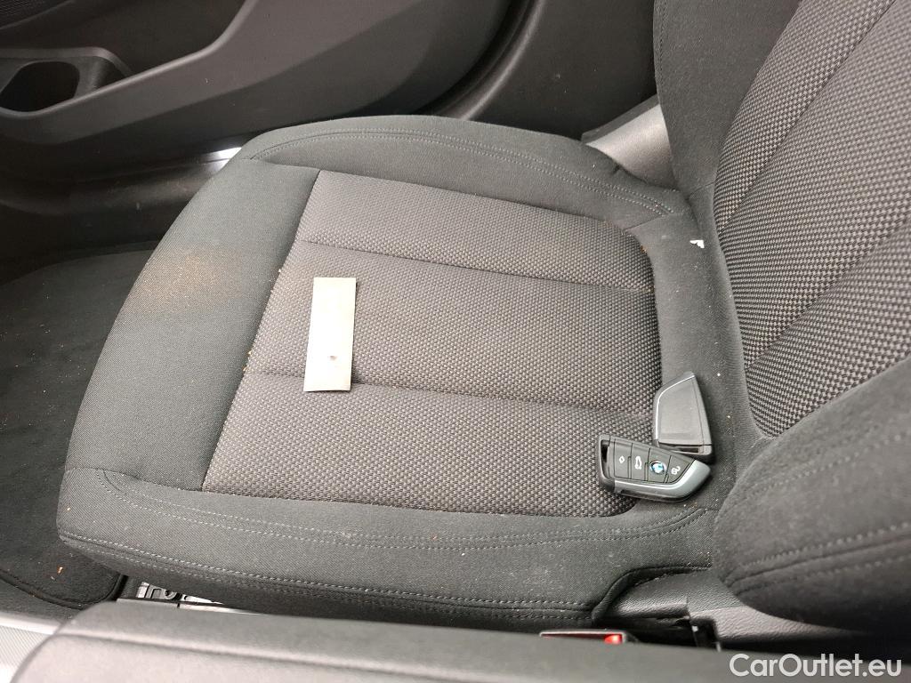  Bmw  Serie 3 BMW Série 3 Berline / 2018 / 4P / Berline 316d 122ch Business Design BVA8 #15