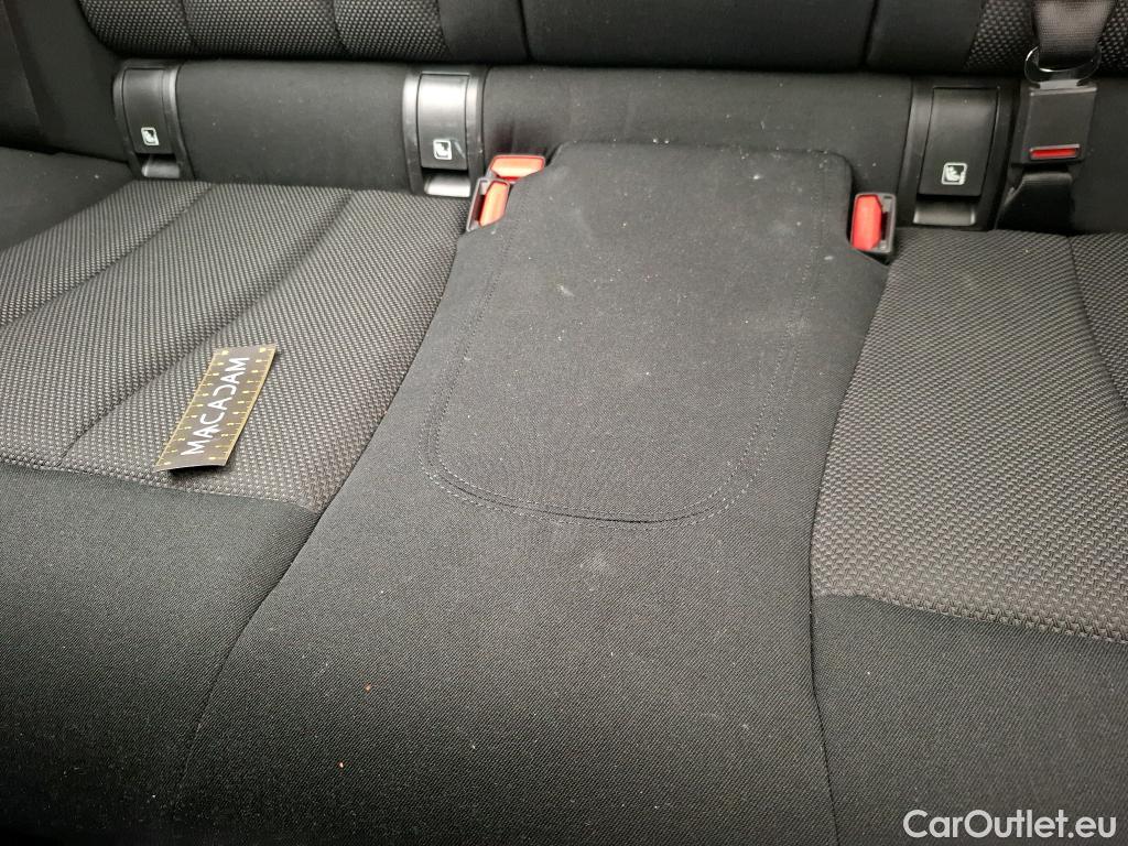  Bmw  Serie 3 BMW Série 3 Berline / 2018 / 4P / Berline 316d 122ch Business Design BVA8 #17