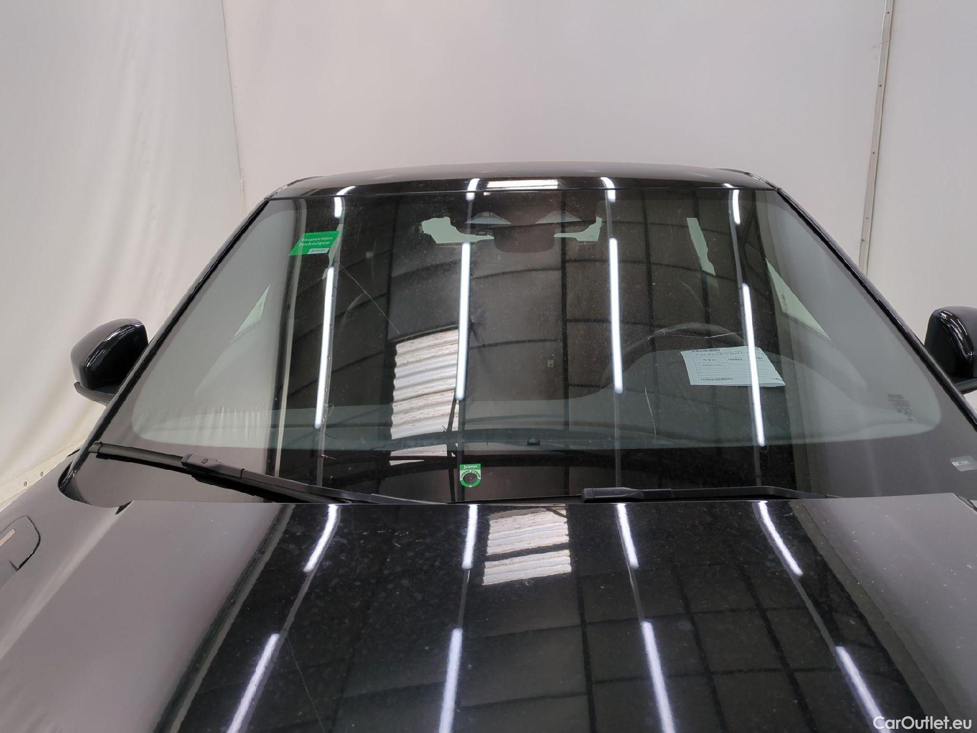  Land Rover  Range Rover Evoque LAND ROVER  / 2018 / 5P / SUV P200 Flex BVA 4WD R-Dynamic S #52