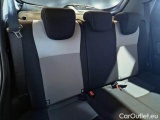  Toyota  Yaris TOYOTA  / 2017 / 5P / BERLINA 1.5 HYBRID BUSINESS #15