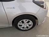  Toyota  Yaris TOYOTA  / 2017 / 5P / BERLINA 1.5 HYBRID BUSINESS #40