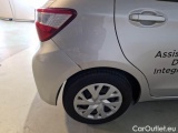  Toyota  Yaris TOYOTA  / 2017 / 5P / BERLINA 1.5 HYBRID BUSINESS #48