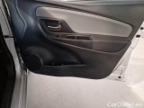  Toyota  Yaris TOYOTA  / 2017 / 5P / BERLINA 1.5 HYBRID BUSINESS #99