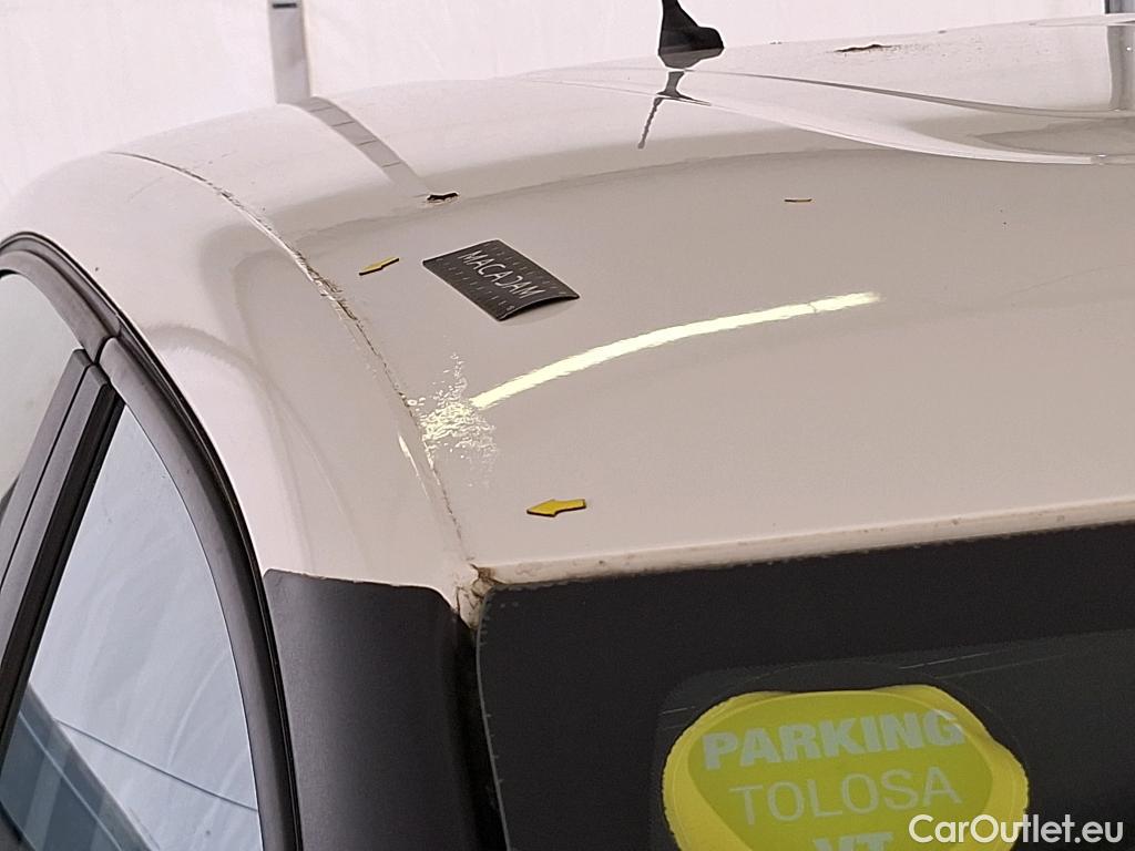  Citroen  C3  Société Feel Nav 1.2 PureTech 80CV BVM5 E6 #10