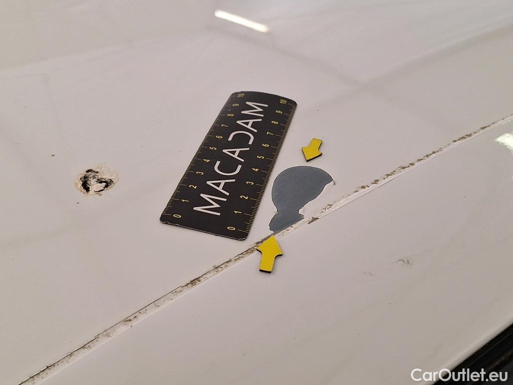  Citroen  C3  Société Feel Nav 1.2 PureTech 80CV BVM5 E6 #7