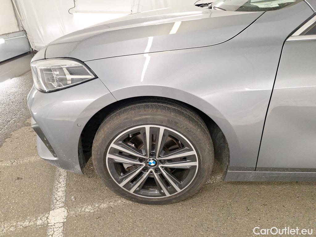  Bmw  Serie 1 BMW Série 1 / 2019 / 5P / Berline 116i DKG7 Business Design #1