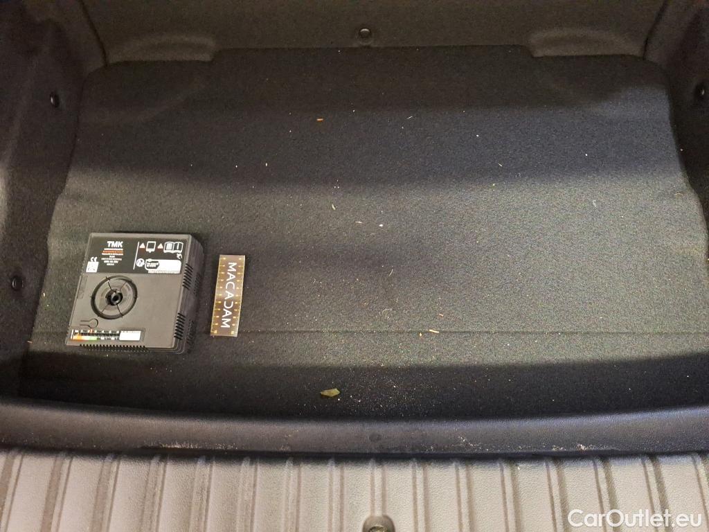  Bmw  Serie 1 BMW Série 1 / 2019 / 5P / Berline 116i DKG7 Business Design #11