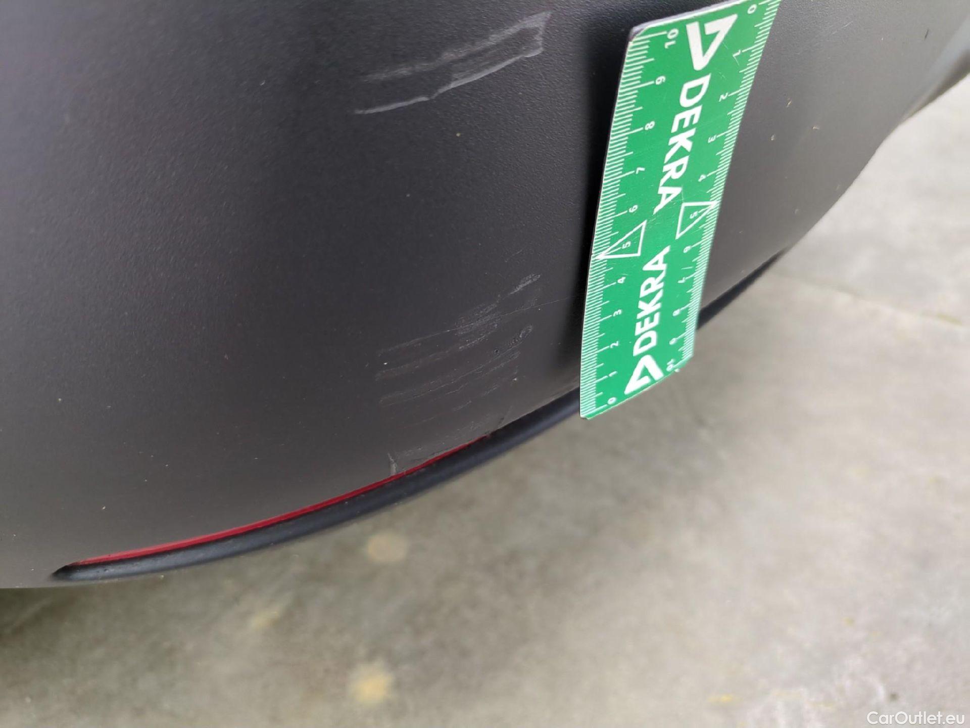  Citroen  C4 Cactus  Feel Business 1.5 BlueHDi 100CV BVM6 E6d #38