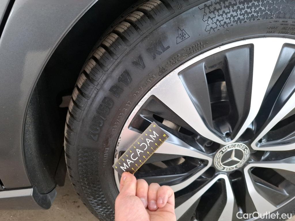  Mercedes  A-Klasse MERCEDES-BENZ Classe A Compact / 2018 / 5P / Berline A 200 d Business Line 8G-DCT #34