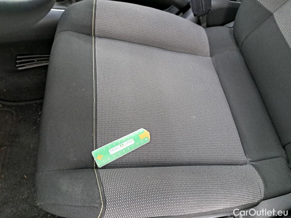  Citroen  C3 CITROEN  5p Berline PureTech 110 S&S BVM6 Shine Business #3