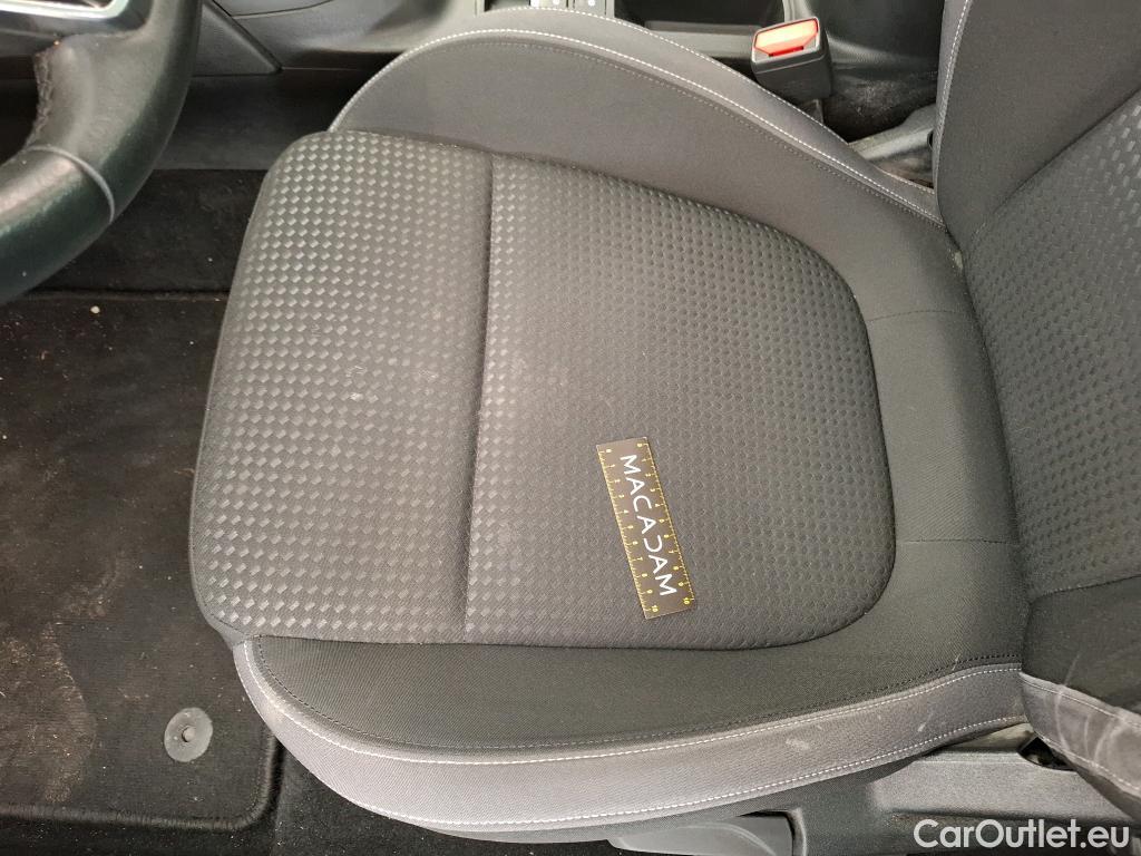  Ford  Focus FORD  / 2018 / 5P / Berline 5P - 1.5 EcoBlue 120 S&S Trend Business #32