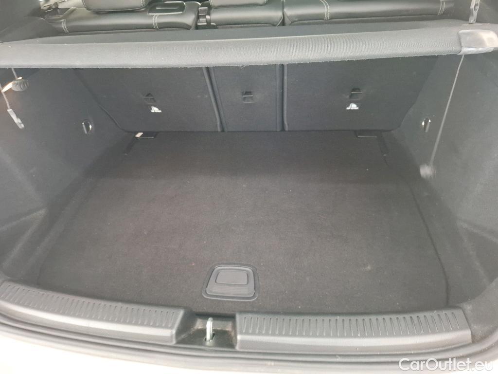  Mercedes  A-Klasse MERCEDES-BENZ Classe A Compact / 2018 / 5P / Berline A 200 d Business Line 8G-DCT #46
