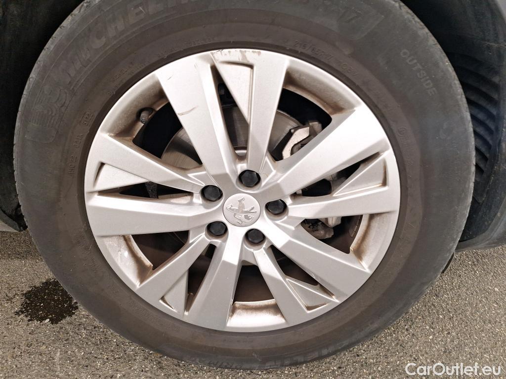  Peugeot  5008  Active Pack 1.5 HDi 130CV BVA8 7 Sieges E6d #12