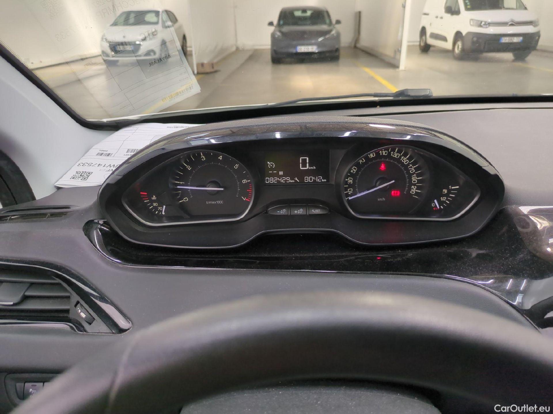  Peugeot  208  Affaire Premium Pack 1.2 80CV BVM5 E6dT #8
