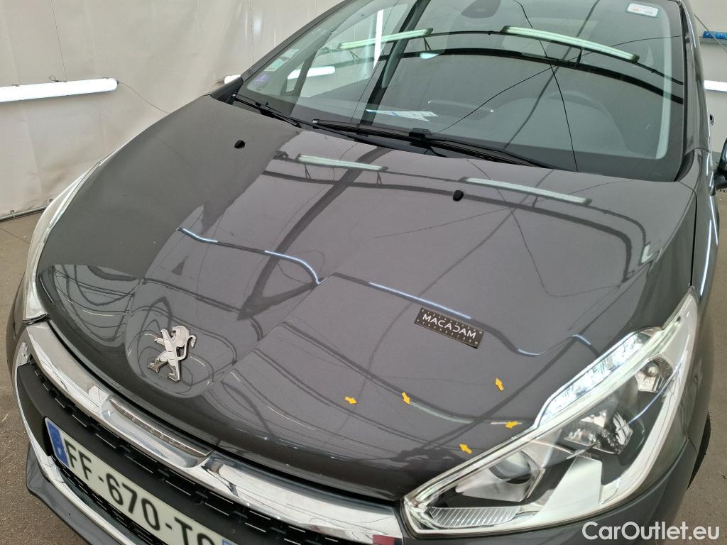  Peugeot  208  Allure Business 1.2 PureTech 110CV BVM6 E6dT #1