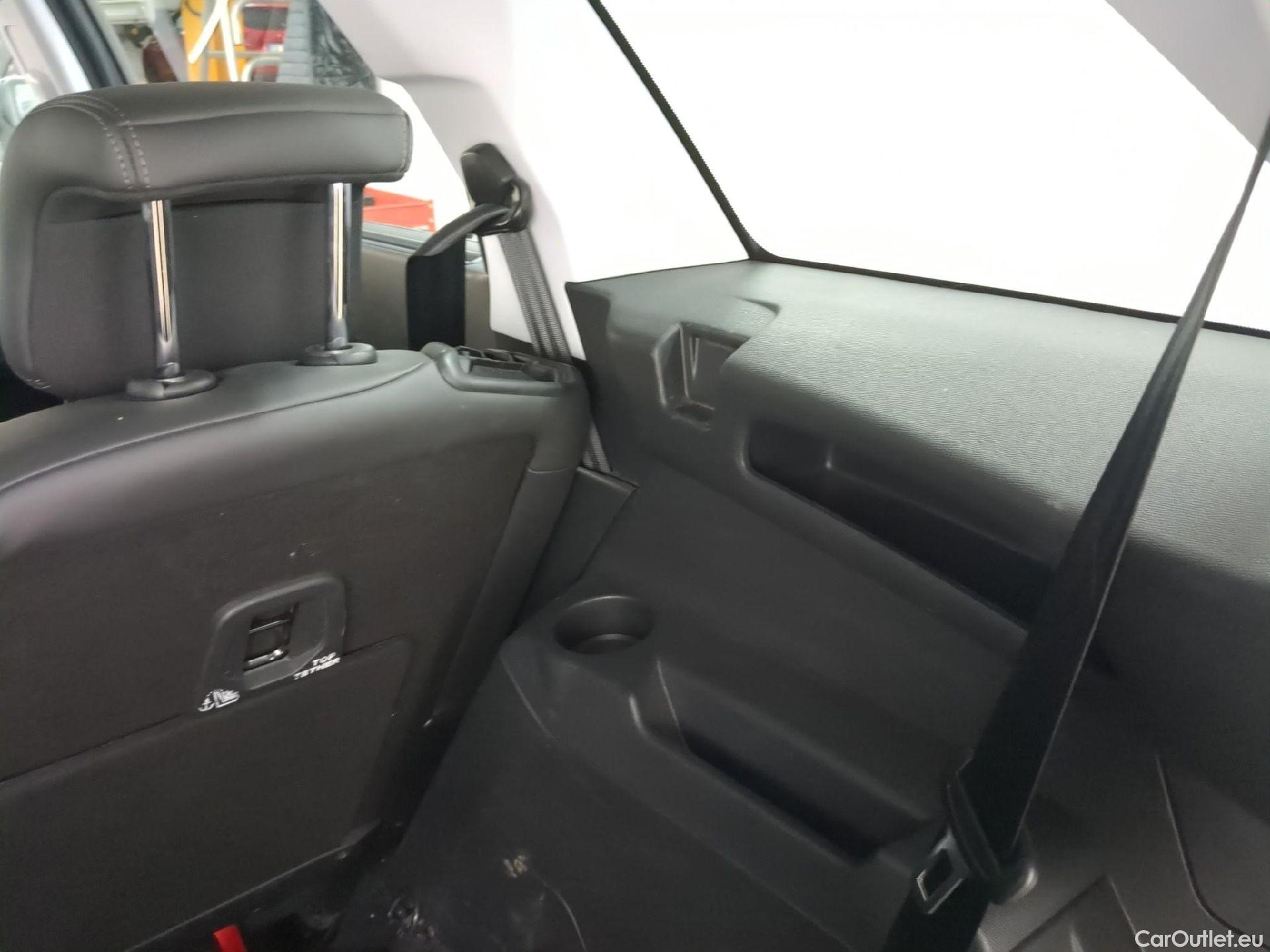  Peugeot  5008  Allure Business 1.5 HDi 130CV BVA8 E6dT #5