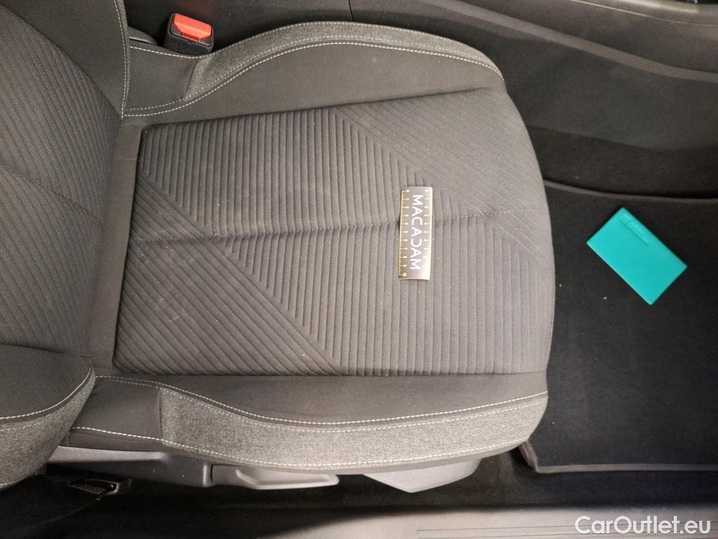  Peugeot  308  Active Pack 1.5 HDi 130CV BVA8 E6d #17
