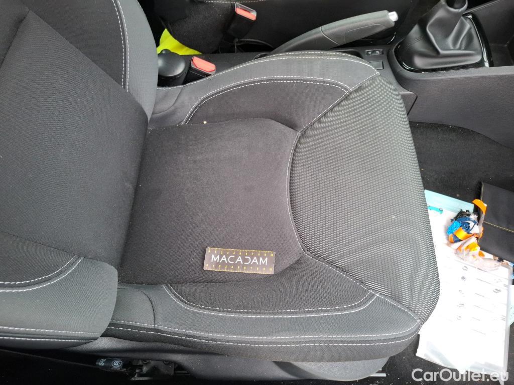  Renault  Clio  IV Business 1.5 dCi 90CV BVM5 E6 #48